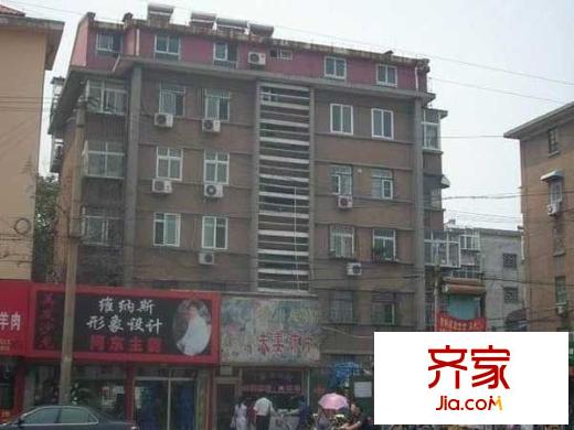 省體中心附近宿舍外景圖 