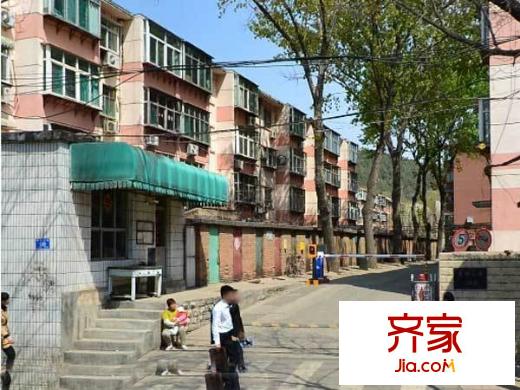 警官醫(yī)院宿舍外景圖 