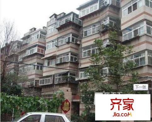 濟(jì)南大學(xué)宿舍
