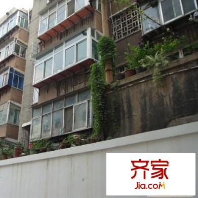 經(jīng)二緯四單位宿舍外景圖 