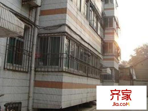 共青團(tuán)路宿舍外景圖  