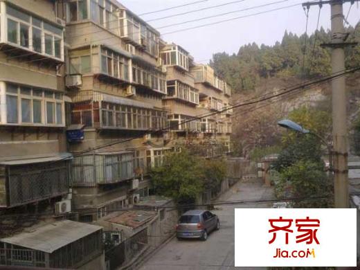 英雄山路124號機關(guān)宿舍外景圖 