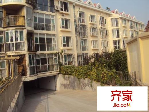 環(huán)翠山莊外景圖
