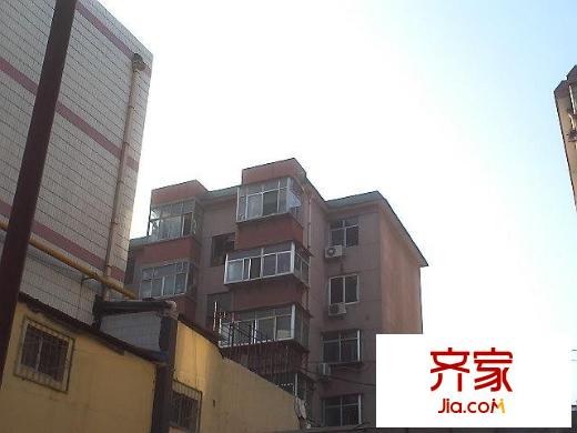 中醫(yī)藥大學(xué)宿舍外景圖
