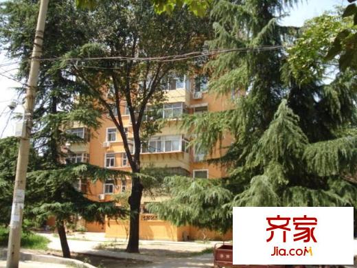 甸柳集團(tuán)宿舍外景圖
