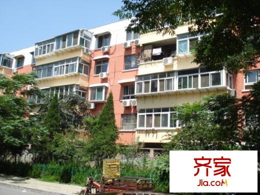 甸柳集團(tuán)宿舍外景圖