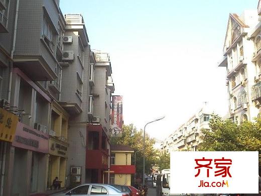 中醫(yī)藥大學(xué)宿舍外景圖  