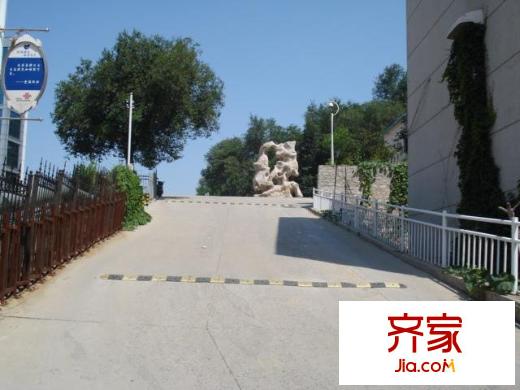 政法學院單位宿舍外景圖