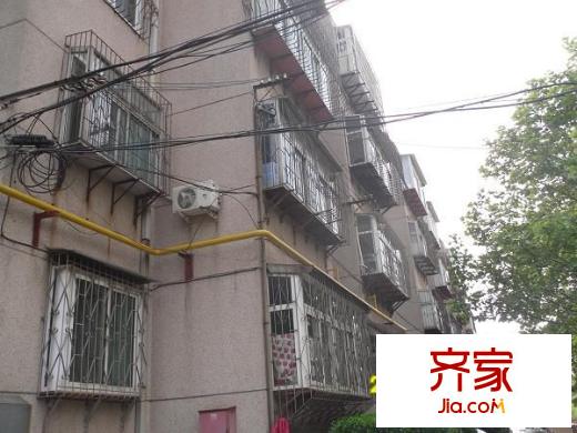 千佛山南路勞動廳宿舍外景圖