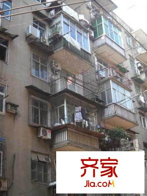 長途汽車站附近宿舍外景圖 