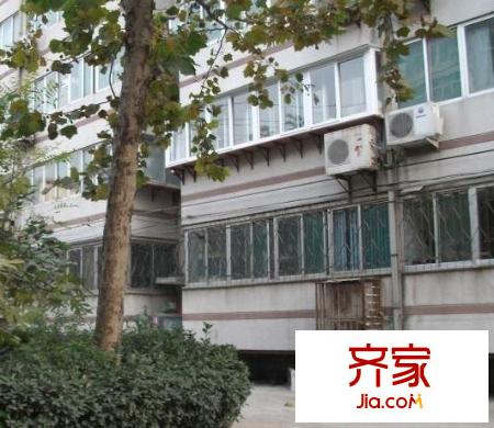 環(huán)山路高速集團(tuán)宿舍