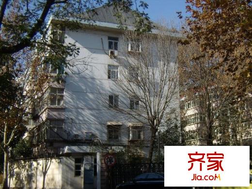建國小經(jīng)三路學區(qū)房外景圖 