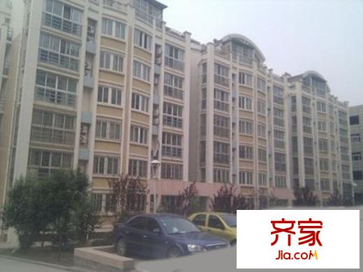 山東經(jīng)濟(jì)學(xué)院宿舍外景圖 