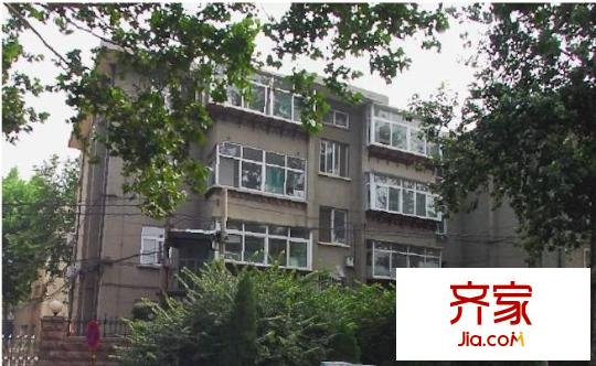 經(jīng)十一路英雄山段宿舍
