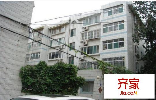 經(jīng)十一路英雄山段宿舍外景圖