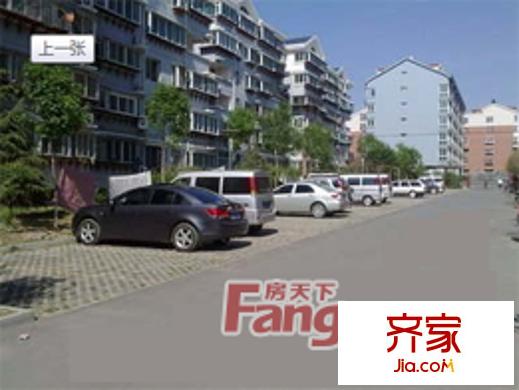 興和苑小區(qū)外景圖