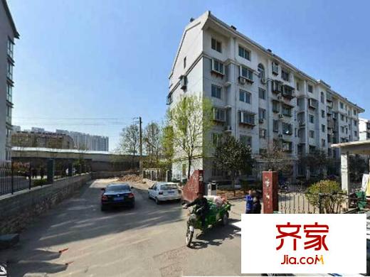 興和苑小區(qū)外景圖 