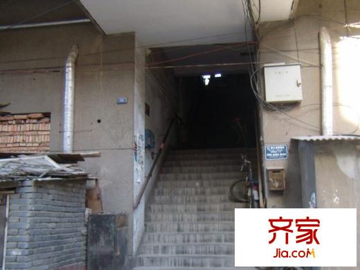 建國小經(jīng)三路學(xué)區(qū)房