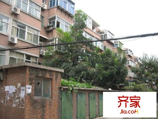 教育學(xué)院宿舍外景圖