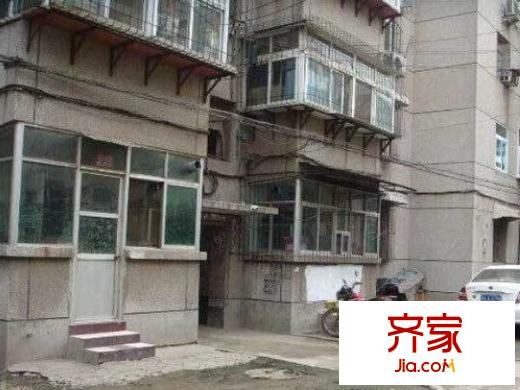 濟南大學西校區(qū)附近宿舍外景圖 