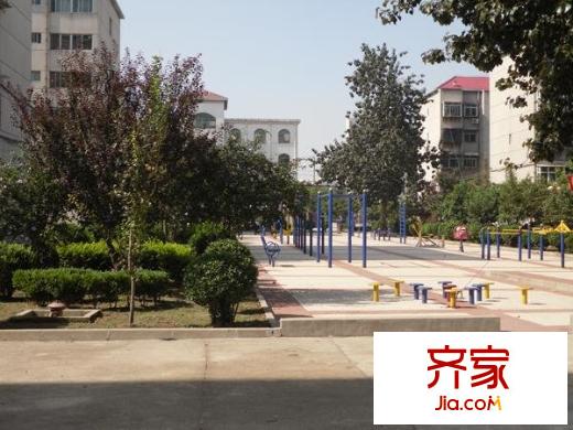 天橋區(qū)環(huán)衛(wèi)局宿舍外景圖