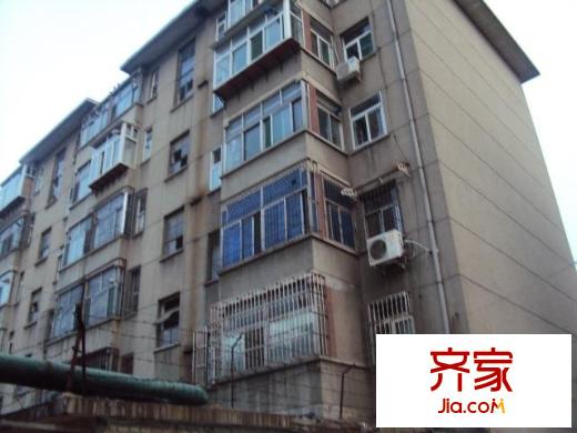 山大南路西段宿舍外景圖山大南路西段單位宿舍 