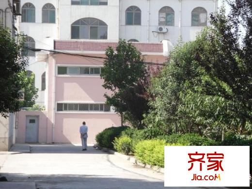 天橋區(qū)環(huán)衛(wèi)局宿舍外景圖