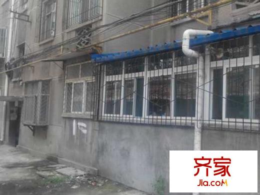 經(jīng)十路槐蔭段宿舍外景圖 