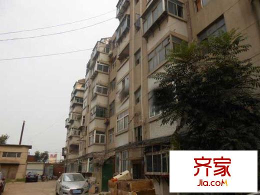 經(jīng)十路槐蔭段宿舍外景圖 