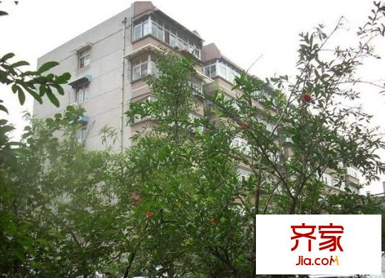 經(jīng)十路槐蔭段宿舍外景圖經(jīng)十路（槐蔭區(qū)）單位宿舍 