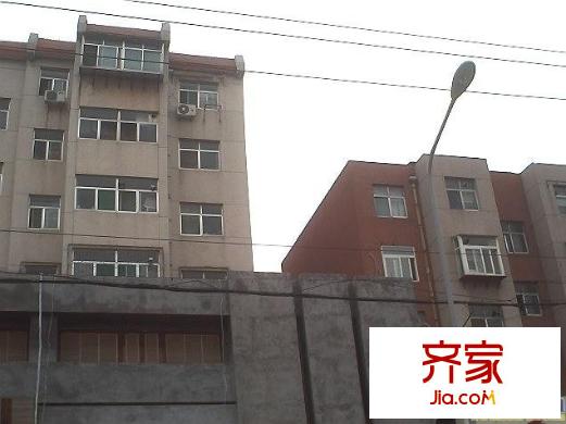 經(jīng)十路歷下段宿舍外景圖