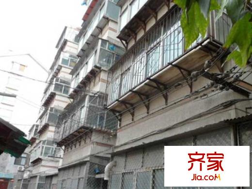 環(huán)山路大眾日報社宿舍外景圖 