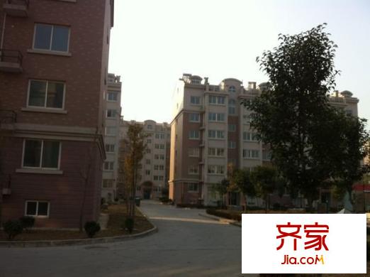 紫荊苑小區(qū)外景圖 
