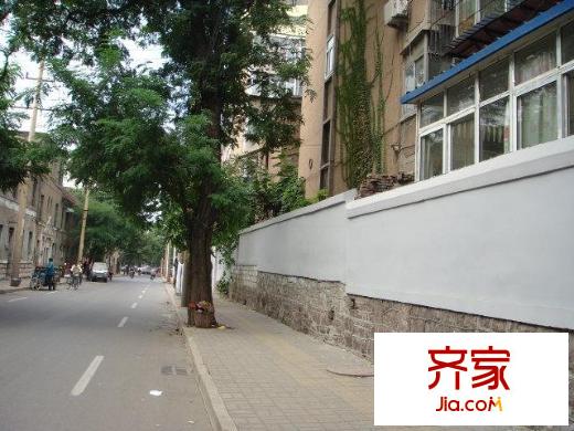 經(jīng)三小緯六路宿舍外景圖