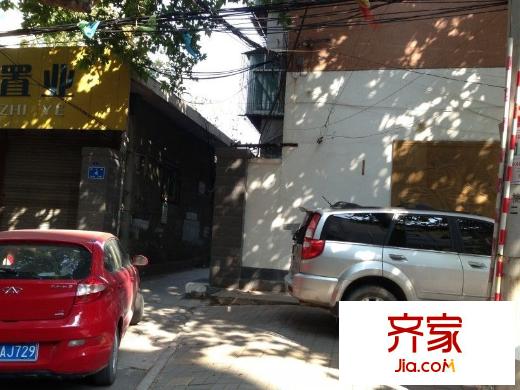 經(jīng)一緯七單位宿舍外景圖 