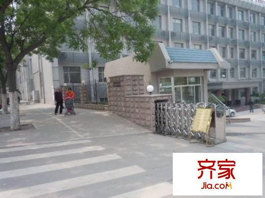 濟(jì)微路中建八局宿舍外景圖 