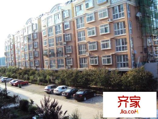 紫荊苑小區(qū)外景圖 