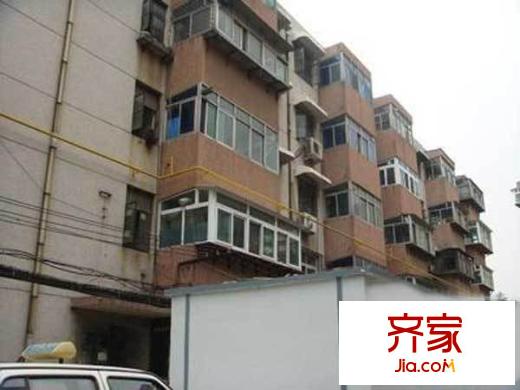 經(jīng)十路市中段宿舍外景圖 