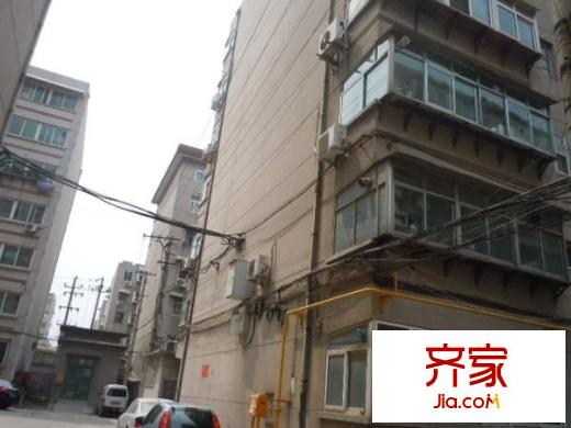 試驗(yàn)機(jī)廠單位宿舍外景圖 
