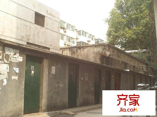 金龍公寓