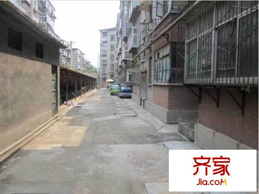 經(jīng)五緯六單位宿舍外景圖 