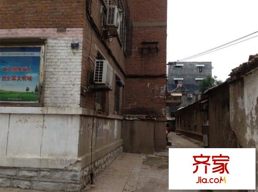 中光明街宿舍外景圖 