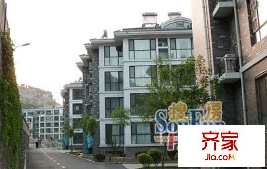 麓秀山莊外景圖