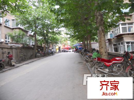 建設路重汽宿舍外景圖