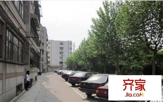 經(jīng)十路單位宿舍外景圖 