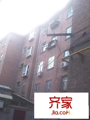 經(jīng)五路單位宿舍外景圖