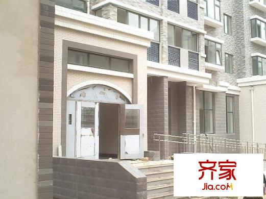 環(huán)山盛庭外景圖
