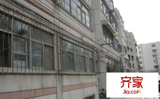 經(jīng)十路單位宿舍外景圖 