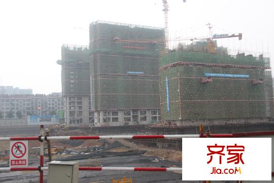 鑫苑?鑫中心施工進(jìn)度實(shí)景（2015-7-14）