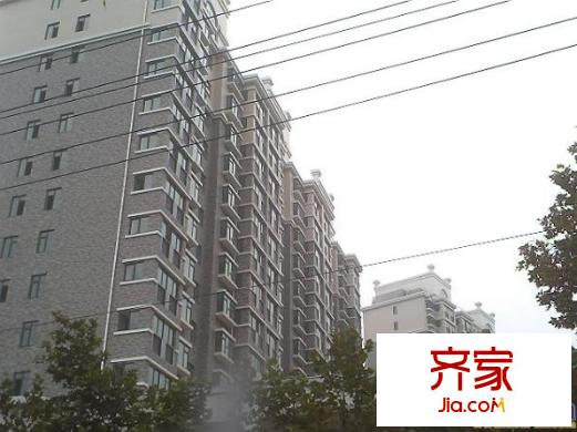 環(huán)山盛庭外景圖